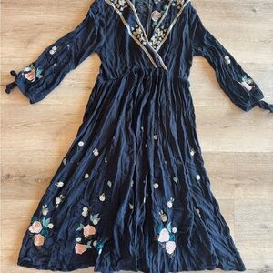 Free People floral embroidered dree
